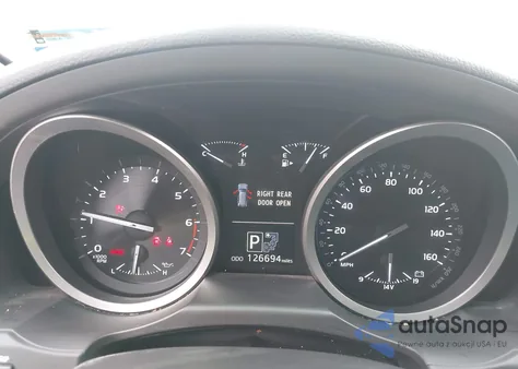 2015 Toyota Land Cruiser V8 from USA, damaged, VIN JTMHY7AJ3F4033927